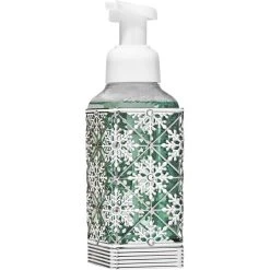 Hot Sale 🔥 Bath & Body Works Snowflake Sleeve Soap Sleeve 🌟