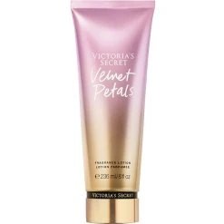 Flash Sale 💯 Victoria's Secret Velvet Petals 8 Oz Fragrance Lotion ✔️